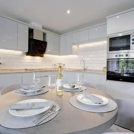 Apartment Beautiful 3 Bedroom Ground Floor - Nueva Andalucia